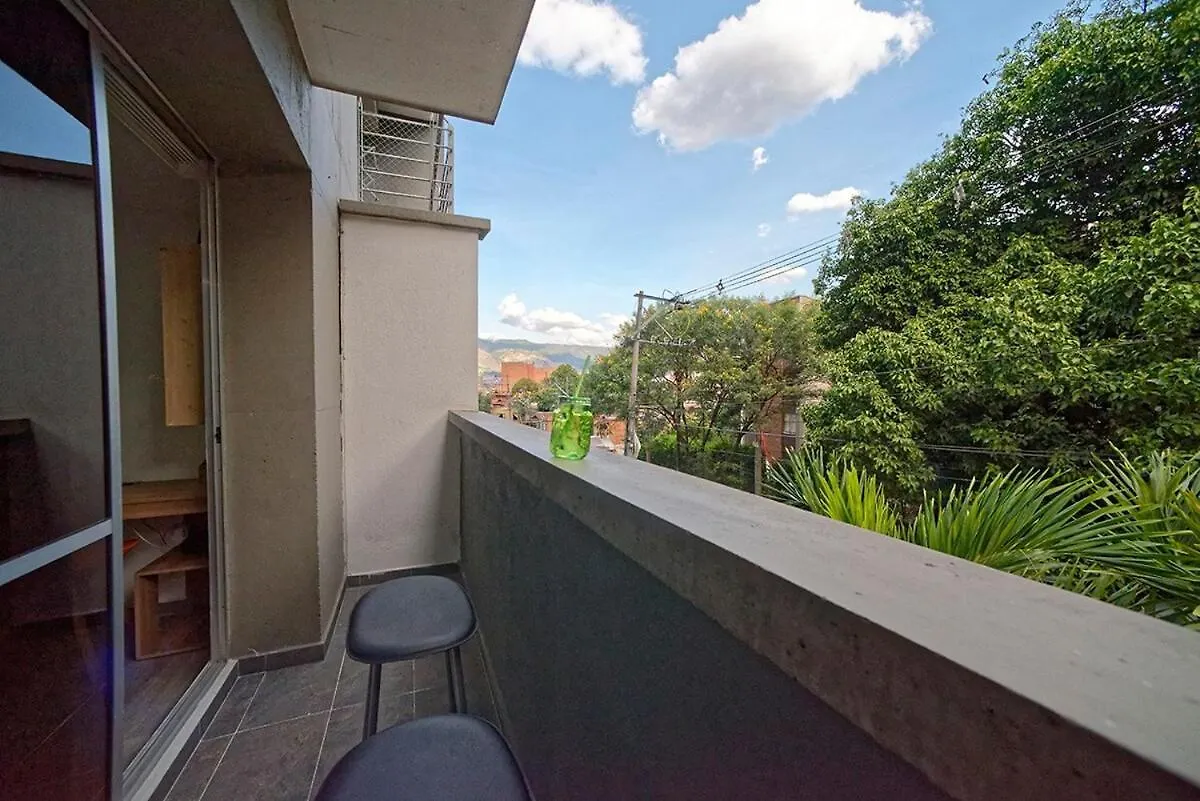 Daire Diseno Unico Y Encanto En Un Barrio Tranquilo, Medellín Kolombiya